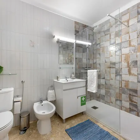 Beca's House Апартаменты Портиман