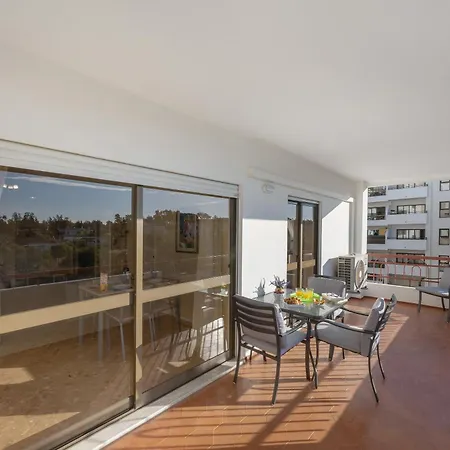 Beca's House * Портиман